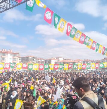 NEWROZA KULU YÊ!